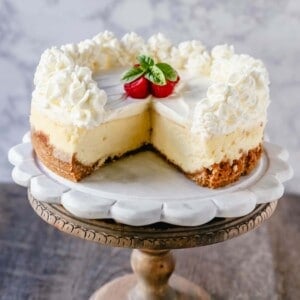 Cheesecake Recipe - Make the creamiest cheesecake ever! - VIDEO