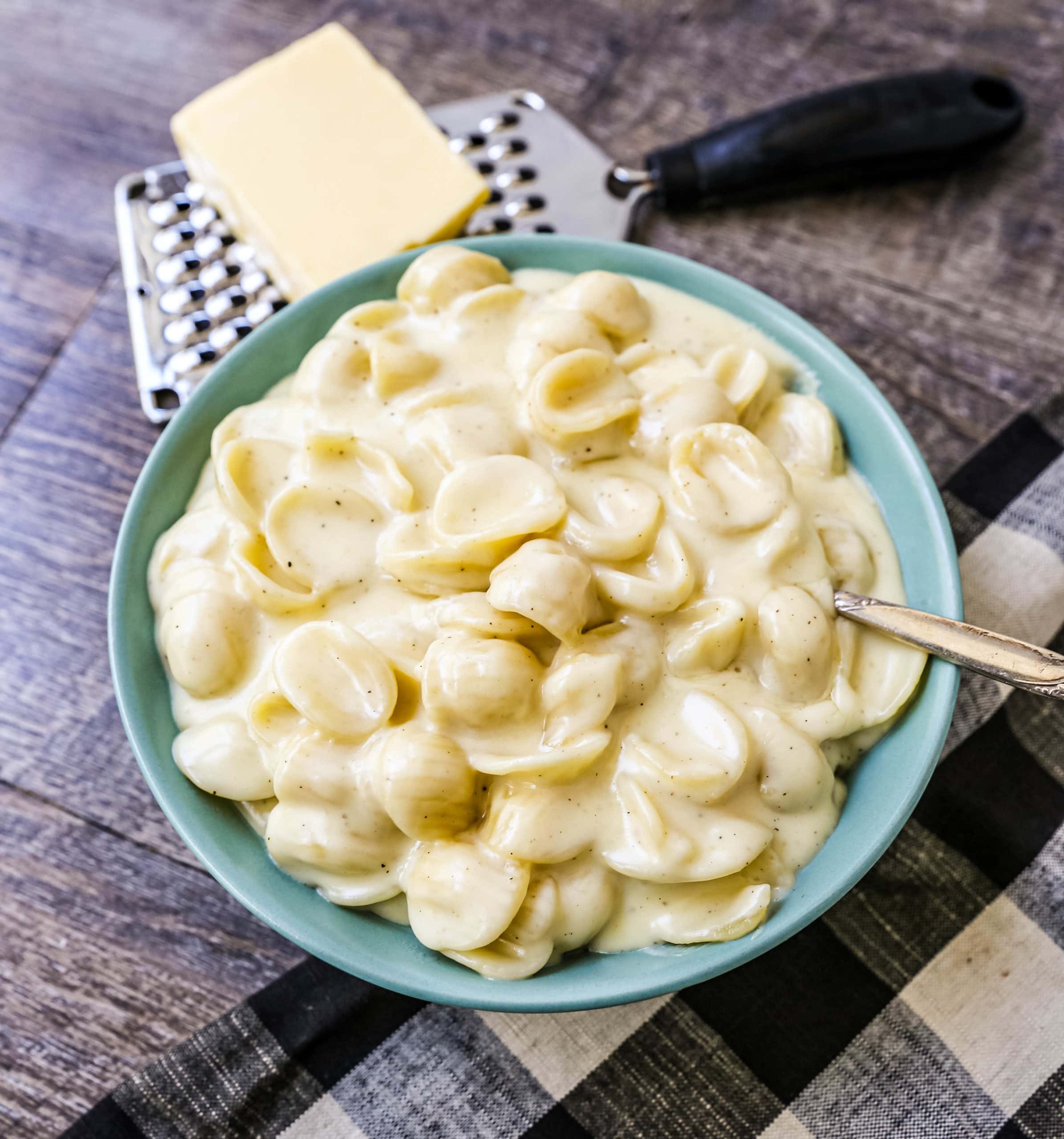 how to make mac n cheese with shredded cheese