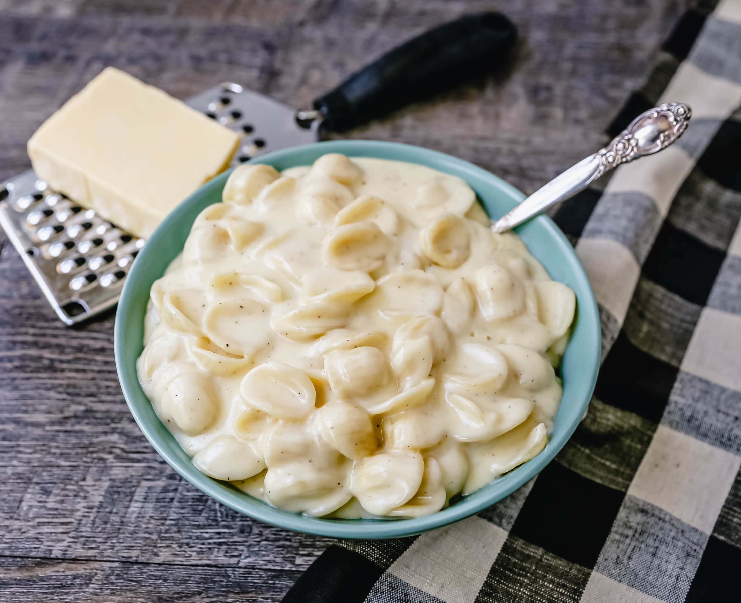 Panera Copycat White Cheddar Macaroni and Cheese The creamiest, richest homemade white cheddar macaroni and cheese. This is one of Panera's most popular recipes and now you can make a copycat recipe at home!