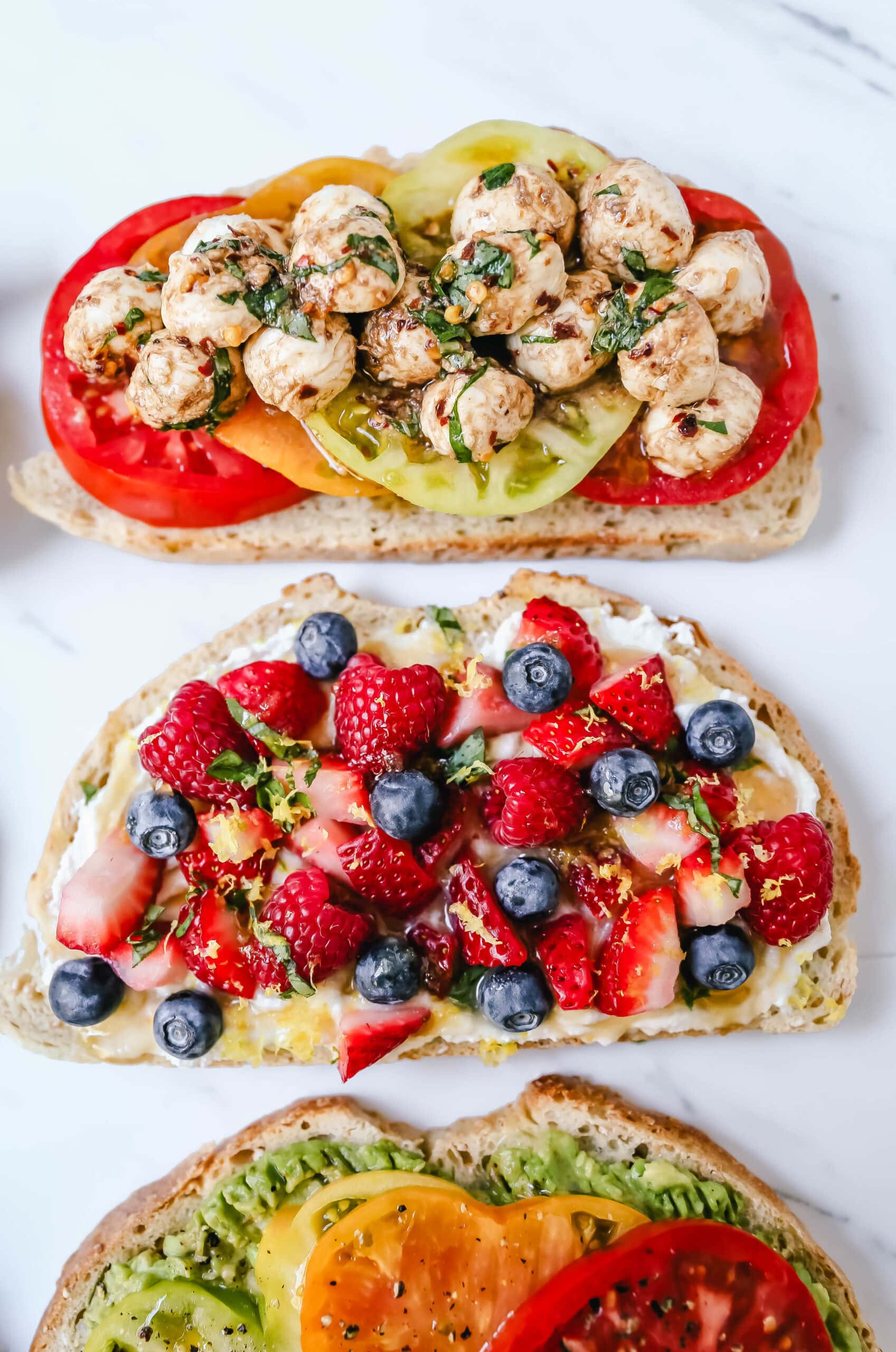 Gourmet Toast Ideas are perfect for quick lunches or for serving at a party. Avocado Toast topping ideas and suggestions for what to put on top of avocado toast. 