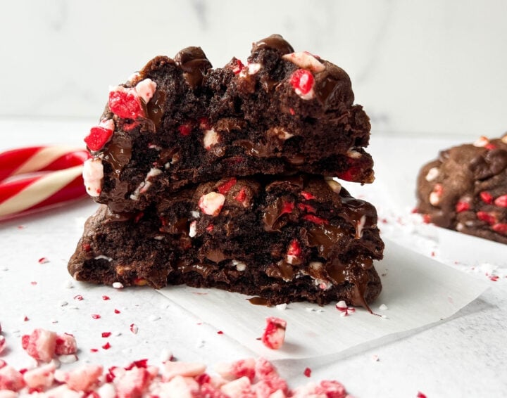 Thick, soft, chewy bakery-style chocolate peppermint cookie recipe. This Levain Bakery Chocolate Peppermint Cookie is made with a rich double chocolate cookie and peppermint chips. The perfect Christmas cookie recipe!