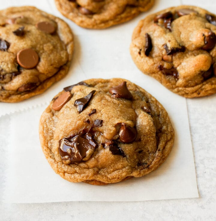 How to make the perfect homemade chocolate chip cookies. Tips and tricks from an expert cookie baker for making the best chocolate chip cookies!