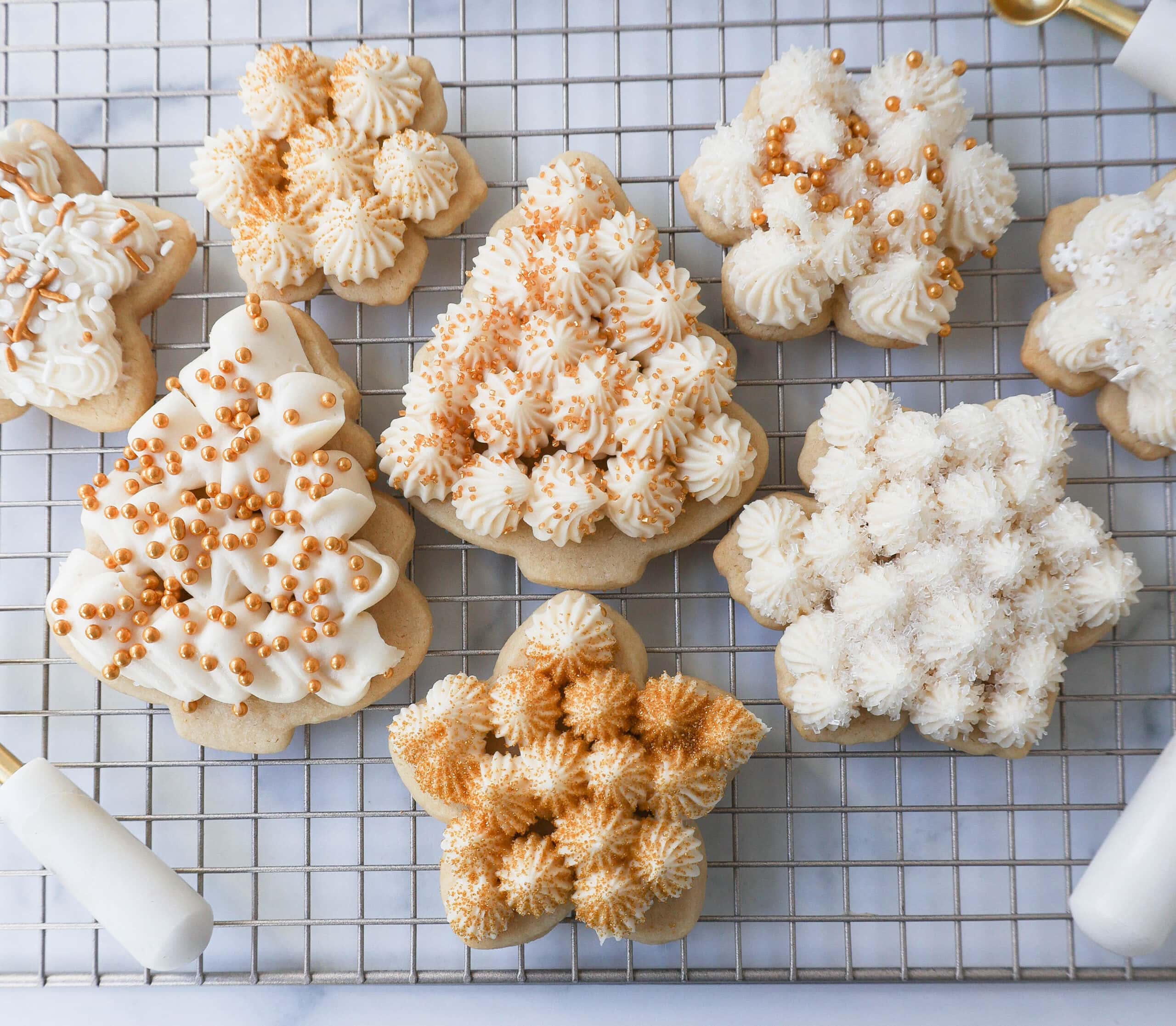 https://www.modernhoney.com/wp-content/uploads/2022/12/Christmas-Sugar-Cookies-3-scaled.jpg