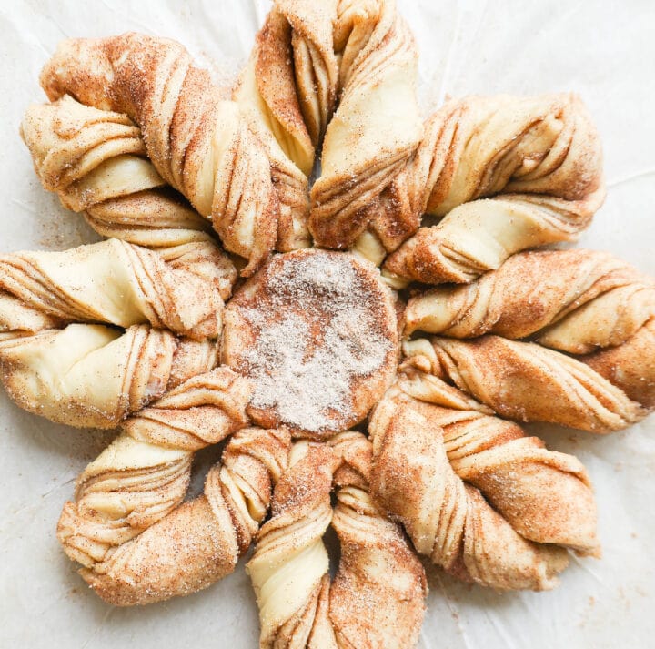 Cinnamon Sugar Star Bread Dough. This Star Bread is a pull-apart bread that is perfectly soft and fluffy and filled with your favorite fillings. This is a Cinnamon Sugar Star Bread with layers of butter, cinnamon, and sugar, and shaped into a beautiful star.