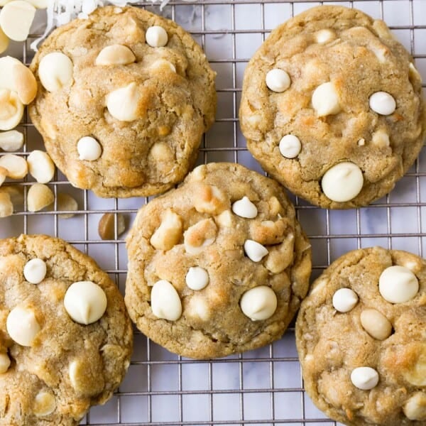 These white chocolate coconut macadamia nut cookies have chewy centers, buttery crisp edges, and full of coconut, white chocolate, and macadamia nuts. The Best White Chocolate Macadamia Nut Cookies!