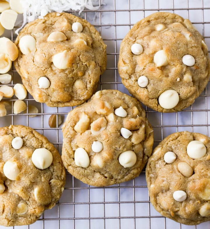 These white chocolate coconut macadamia nut cookies have chewy centers, buttery crisp edges, and full of coconut, white chocolate, and macadamia nuts. The Best White Chocolate Macadamia Nut Cookies!