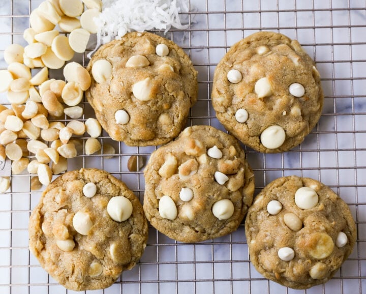 These white chocolate coconut macadamia nut cookies have chewy centers, buttery crisp edges, and full of coconut, white chocolate, and macadamia nuts. The Best White Chocolate Macadamia Nut Cookies!