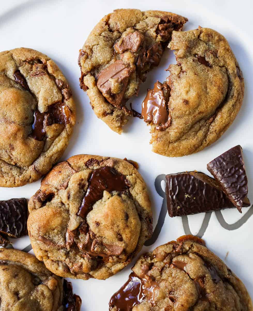 These are the Best Browned Butter Toffee Chocolate Chip Cookies that are perfectly soft and chewy with crisp edges and ooey gooey centers filled with chocolate and toffee chunks. 