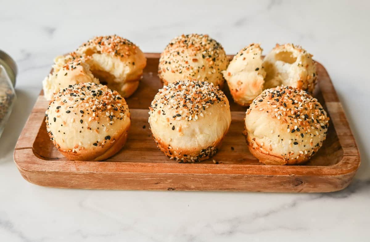Everything Bagel Cream Cheese Bites. These viral Cream Cheese Filled Everything Bagel Bites are so easy to make and everyone loves them! These Stuffed Bagel Minis are an everything bagel and cream cheese all in one bite. 