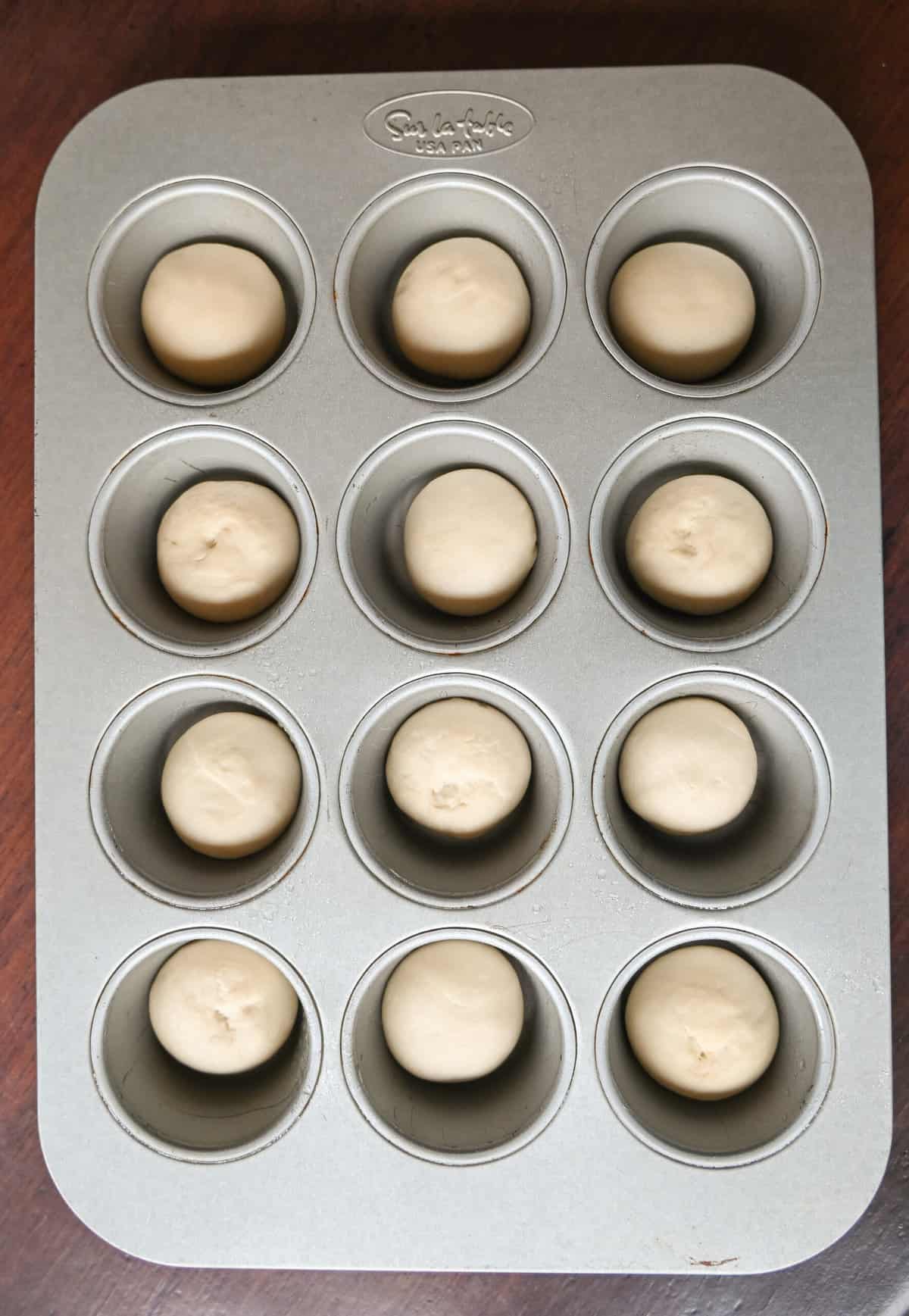 Everything Bagel Cream Cheese Bites. These viral Cream Cheese Filled Everything Bagel Bites are so easy to make and everyone loves them! These Stuffed Bagel Minis are an everything bagel and cream cheese all in one bite.