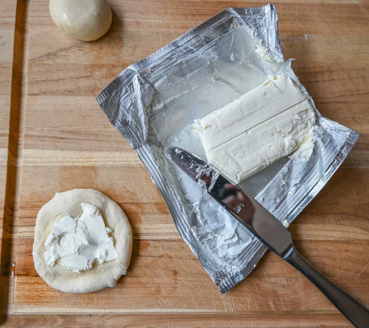 Everything Bagel Cream Cheese Bites. These viral Cream Cheese Filled Everything Bagel Bites are so easy to make and everyone loves them! These Stuffed Bagel Minis are an everything bagel and cream cheese all in one bite. Putting cream cheese in the center of the bagel bites.