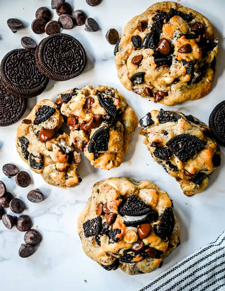 Bakery Style Oreo Cookies. Thick, soft bakery style chocolate chip OREO cookies. These OREO Cookies and Cream Cookies are soft, chewy and perfect for OREO lovers.