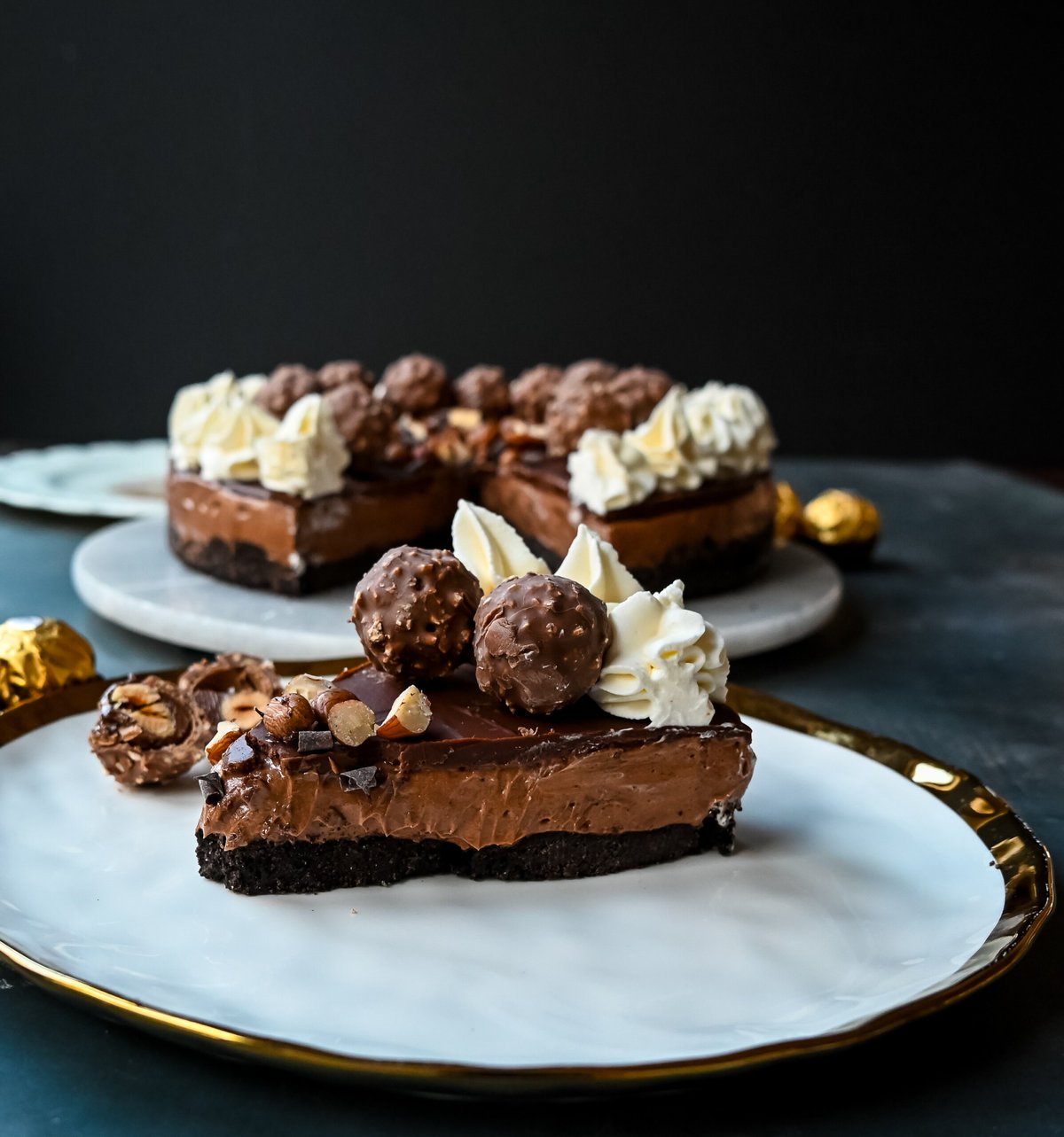 Easy No-Bake Chocolate Nutella Cream Pie with an Oreo cookie crust. This creamy Nutella pie is so decadent and delicious!