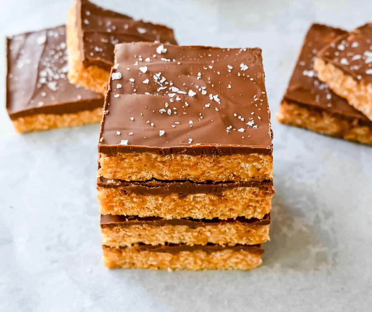 Best Scotcheroos Recipe. A popular dessert bar made with chocolate, peanut butter, butterscotch, and Rice Krispies. An easy no-bake dessert bar made in minutes! 