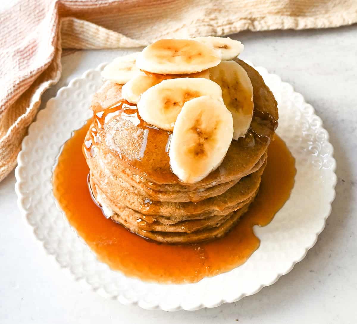 Healthy Banana Oatmeal Pancakes. Banana and Oatmeal Pancakes are delicious healthy pancakes that are gluten-free, dairy-free, and sugar-free. You won't miss any of it! These are the best healthy pancakes have zero butter or oil in them. These light and fluffy gluten-free pancakes will keep you full and satisfied without all of the fillers.  These Banana Oat Pancakes are whipped up in a blender in no time at all. You won't believe how good they taste!