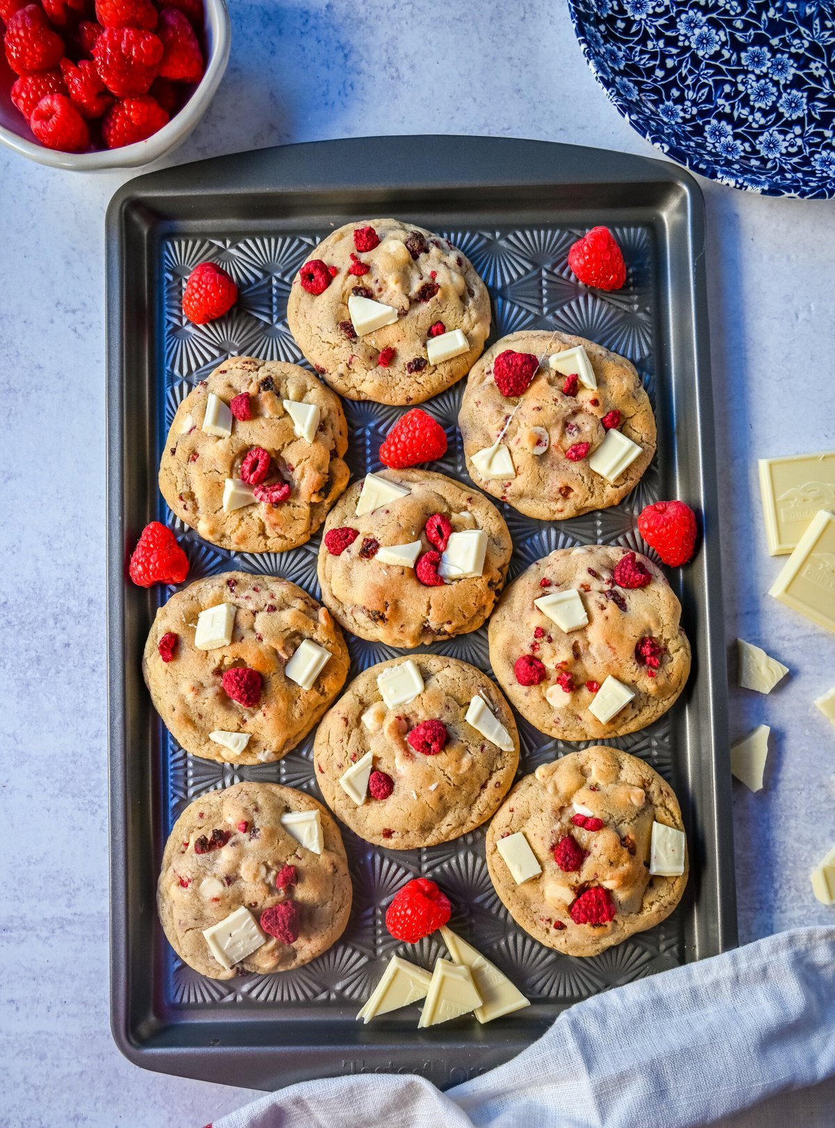 White Chocolate Raspberry Cookies. Soft and chewy raspberry white chocolate cookies made with freeze dried raspberries and creamy white chocolate. These are the best bakery-style white chocolate raspberry cookies!