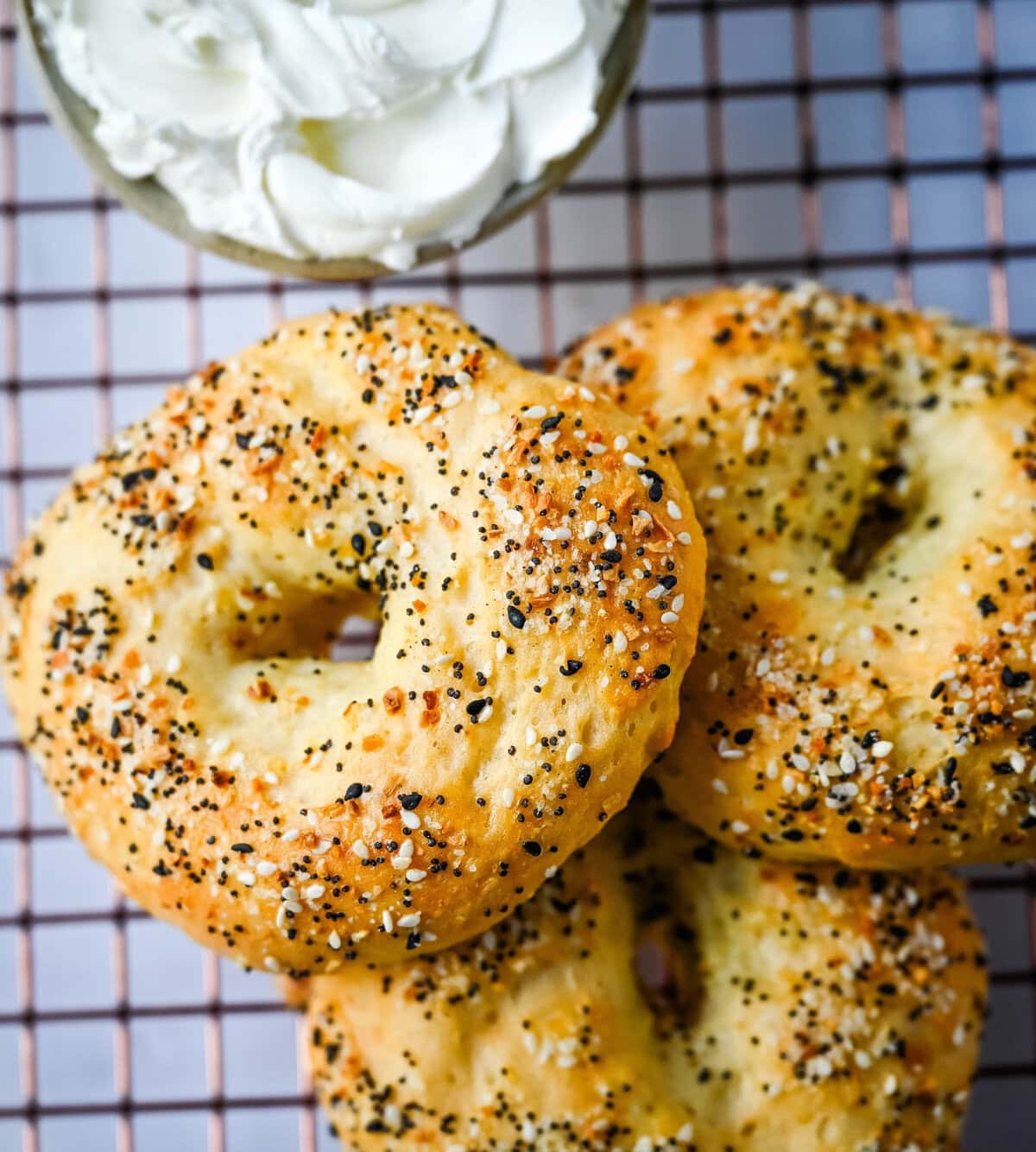 These high-protein cottage cheese bagels are soft, chewy, super easy, and easy to whip up for a quick breakfast. If you are looking for a no-yeast bagel recipe that’s easy, protein-packed, and made with just a few ingredients, this is your go-to. Makek homemade bagels in less than 30 minutes and with over 10 grams of protein in each bagel, they are a great way to start your day!