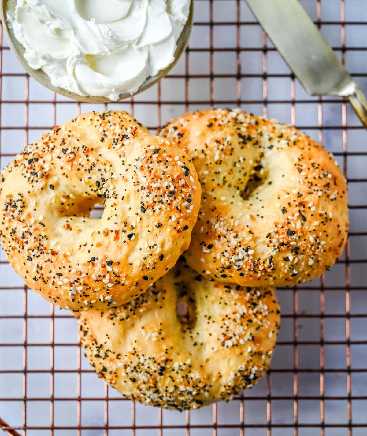 These high-protein cottage cheese bagels are soft, chewy, super easy, and easy to whip up for a quick breakfast. If you are looking for a no-yeast bagel recipe that’s easy, protein-packed, and made with just a few ingredients, this is your go-to. Makek homemade bagels in less than 30 minutes and with over 10 grams of protein in each bagel, they are a great way to start your day!