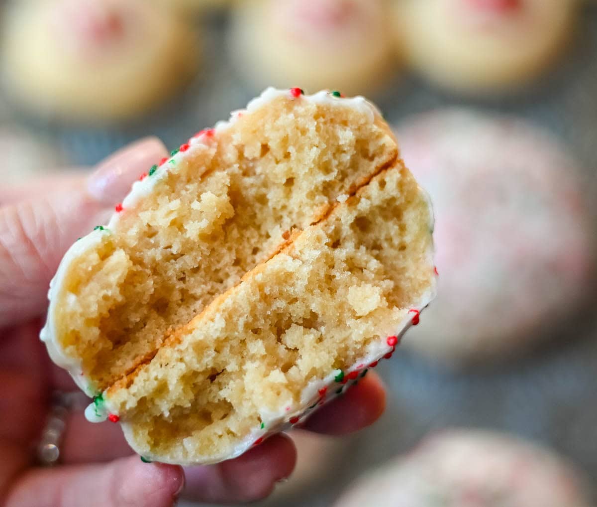 Italian ricotta cookies are one of the most popular Italian Christmas cookies, loved for their melt-in-your-mouth, soft texture. These holiday cookies are topped with a sweet glaze and colorful sprinkles, making them a perfect addition to any Christmas cookie platter. Ricotta cookies capture the flavor of classic Italian holiday baking. Whether you’re hosting a Christmas party or sharing homemade gifts, these easy Christmas cookies are guaranteed to stand out on every dessert table.