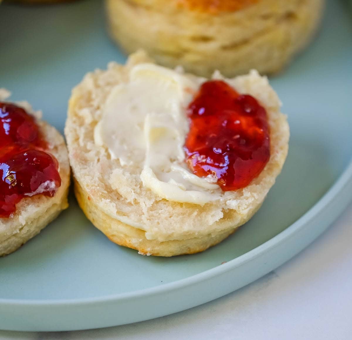 These classic buttermilk biscuits are soft, flaky, and rich with buttery flavor. Each biscuit rises tall in the oven, creating delicate layers with a crisp, golden exterior and a tender, airy interior. This easy biscuit recipe uses 6 simple ingredients and has the perfect texture without complicated steps. It’s a classic homemade biscuit recipe that everyone loves.