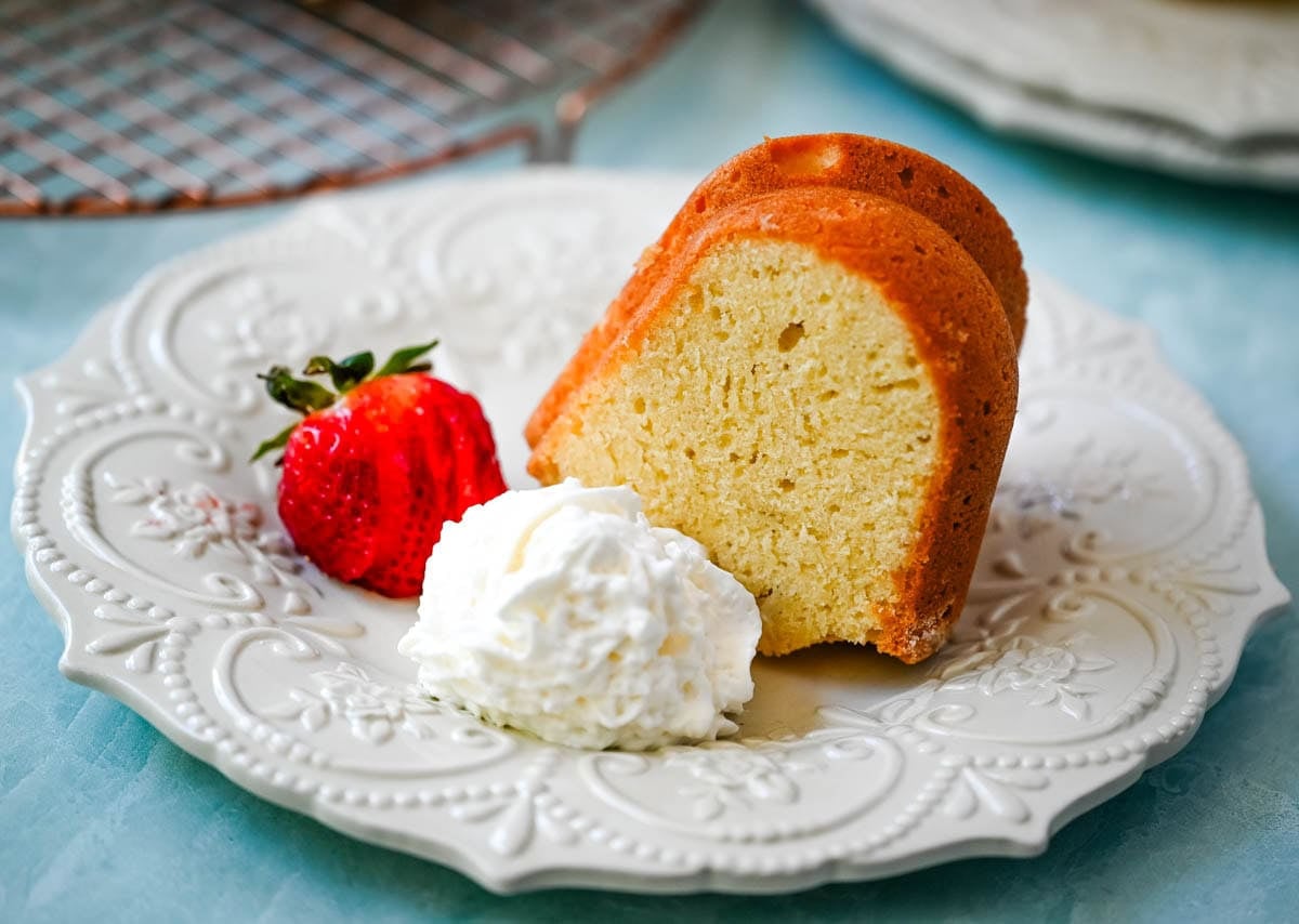 This classic sour cream pound cake is rich, buttery, and incredibly moist with a soft, tender crumb. This old-fashioned pound cake recipe delivers a dense yet velvety texture with the addition of sour cream, creating a cake that stays moist for days.