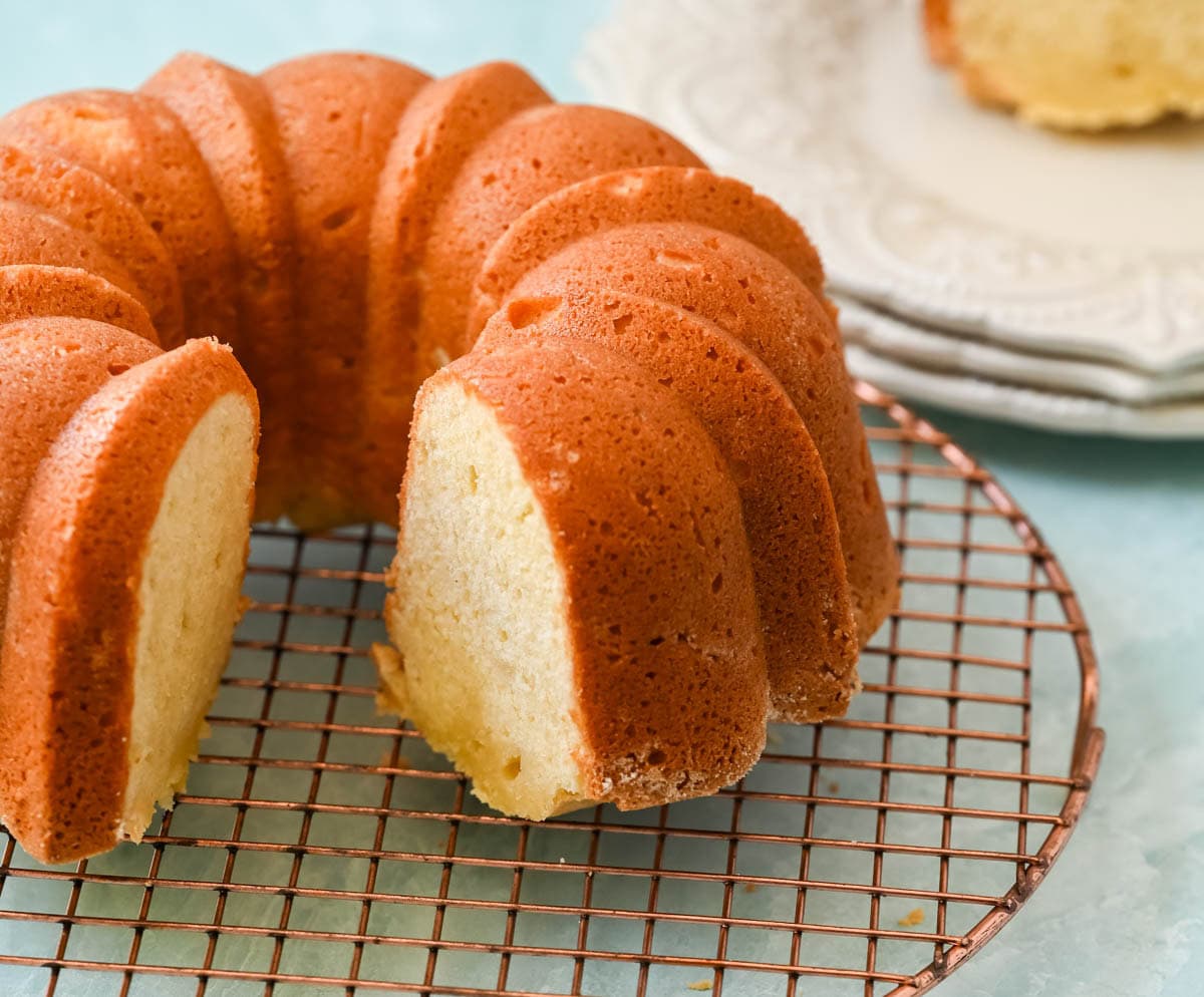 This classic sour cream pound cake is rich, buttery, and incredibly moist with a soft, tender crumb. This old-fashioned pound cake recipe delivers a dense yet velvety texture with the addition of sour cream, creating a cake that stays moist for days.