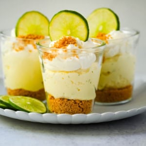 These key lime pie jars are a fresh, creamy twist on the classic key lime pie, made with layers of buttery graham cracker crust, tangy key lime filling, and fluffy whipped cream. Served in individual jars, they are perfect for entertaining or grab-and-go desserts.