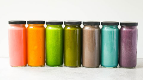 7 easy superfood smoothie recipes packed with fruits, greens, and protein. See how 30 days of daily smoothies changed my energy, digestion, and health — plus simple recipes to start your own smoothie habit today.