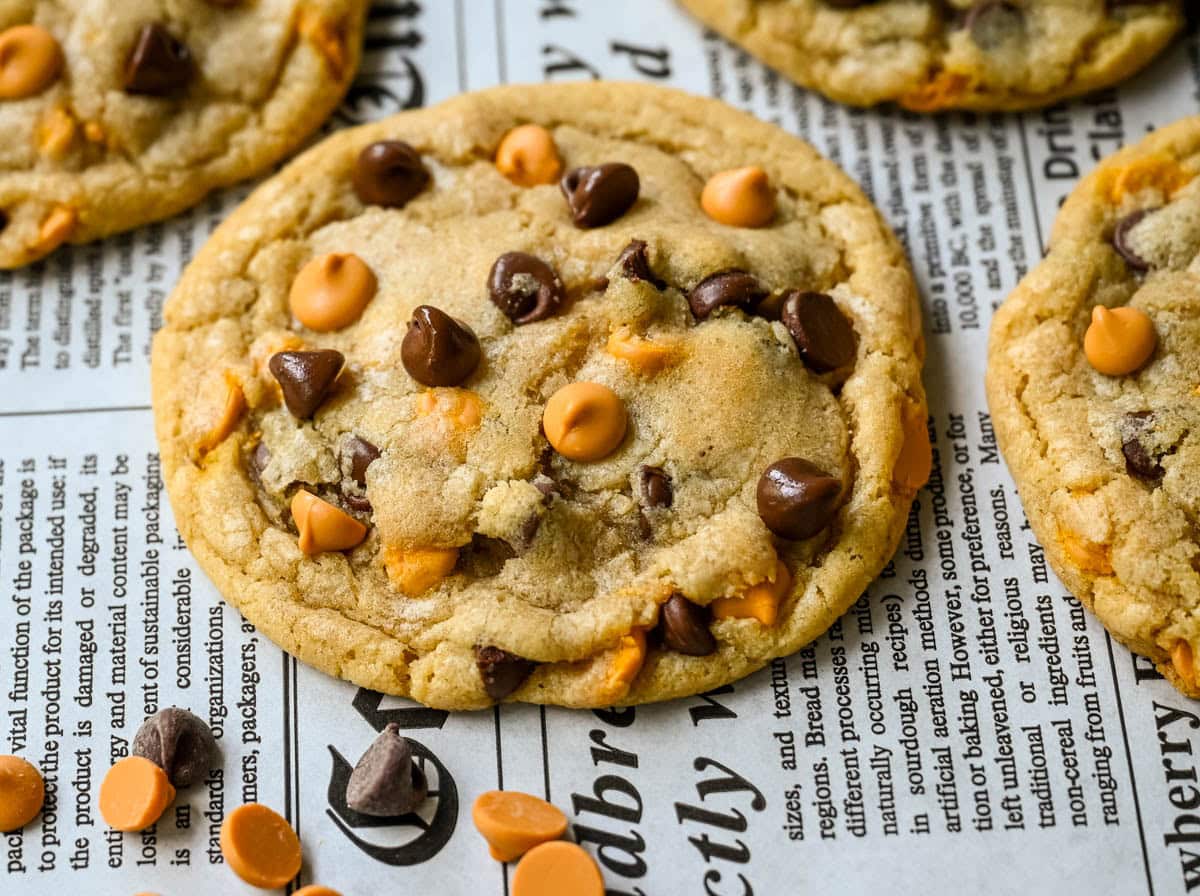 This easy butterscotch chocolate chip cookie recipe delivers crisp, buttery edges and soft, chewy centers. Made with melted butter, brown sugar, and butterscotch chips — no mixer needed.