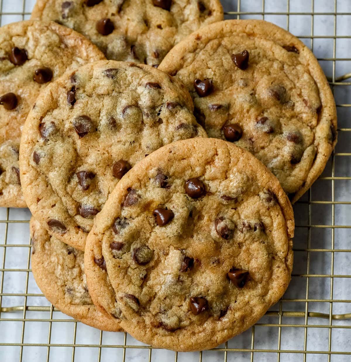 Want to make homemade Mrs. Fields chocolate chip cookies at home? Here is the authentic chocolate chip cookie recipe straight from mrs. fields cookbook. Chocolate chip cookies with semi-sweet chocolate chips.